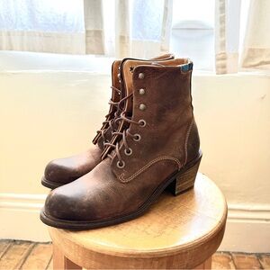 John Fluevog Brown Leather Lace-Up Ankle Boots 8.5 ~ 9